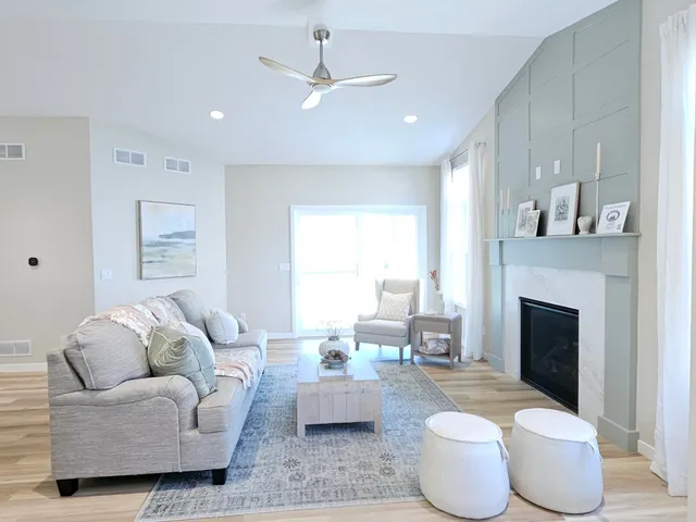 $540,900 | 3800 Huntington Court, Janesville, WI 53546