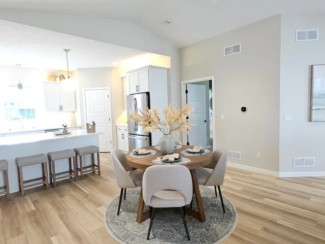 $540,900 | 3800 Huntington Court, Janesville, WI 53546