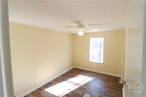 $1,250 | 161 Cherry Street, Hinesville, GA 31313