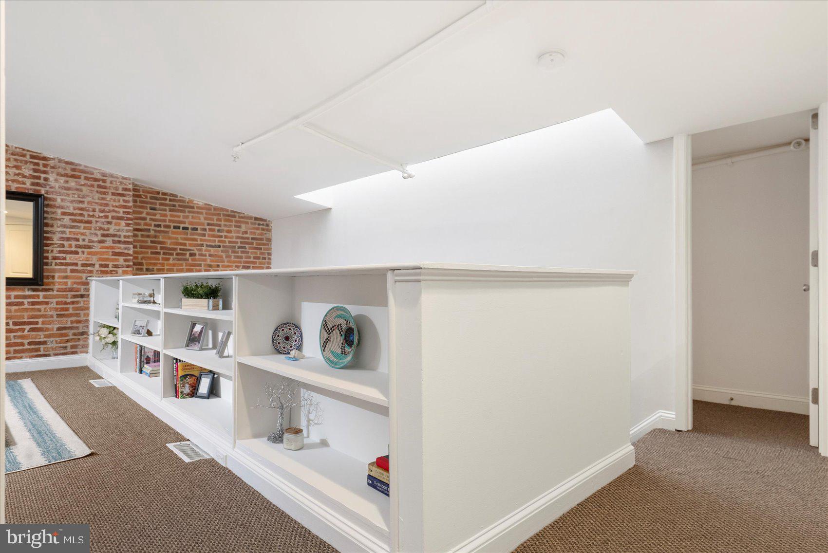 1014 North Charles Street, Unit R5 Baltimore, MD 21201 - Photo 24 of 37