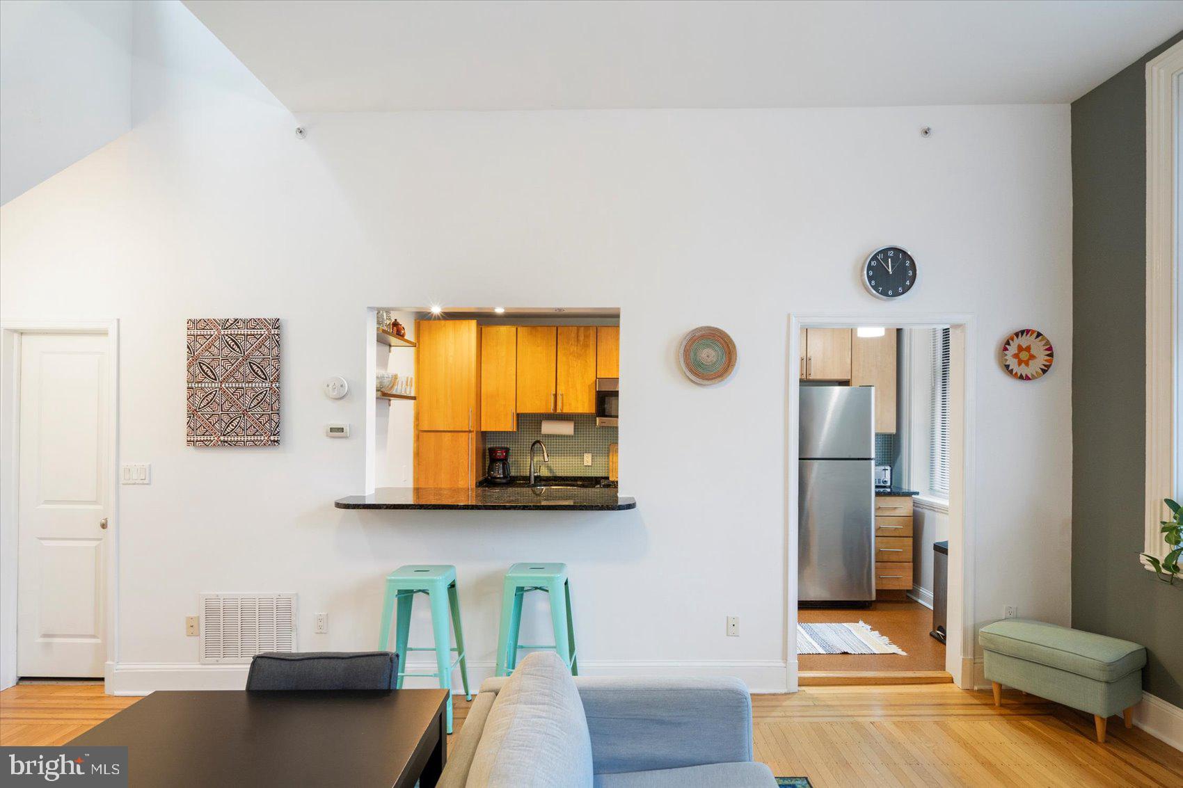 1014 North Charles Street, Unit R5 Baltimore, MD 21201 - Photo 7 of 37