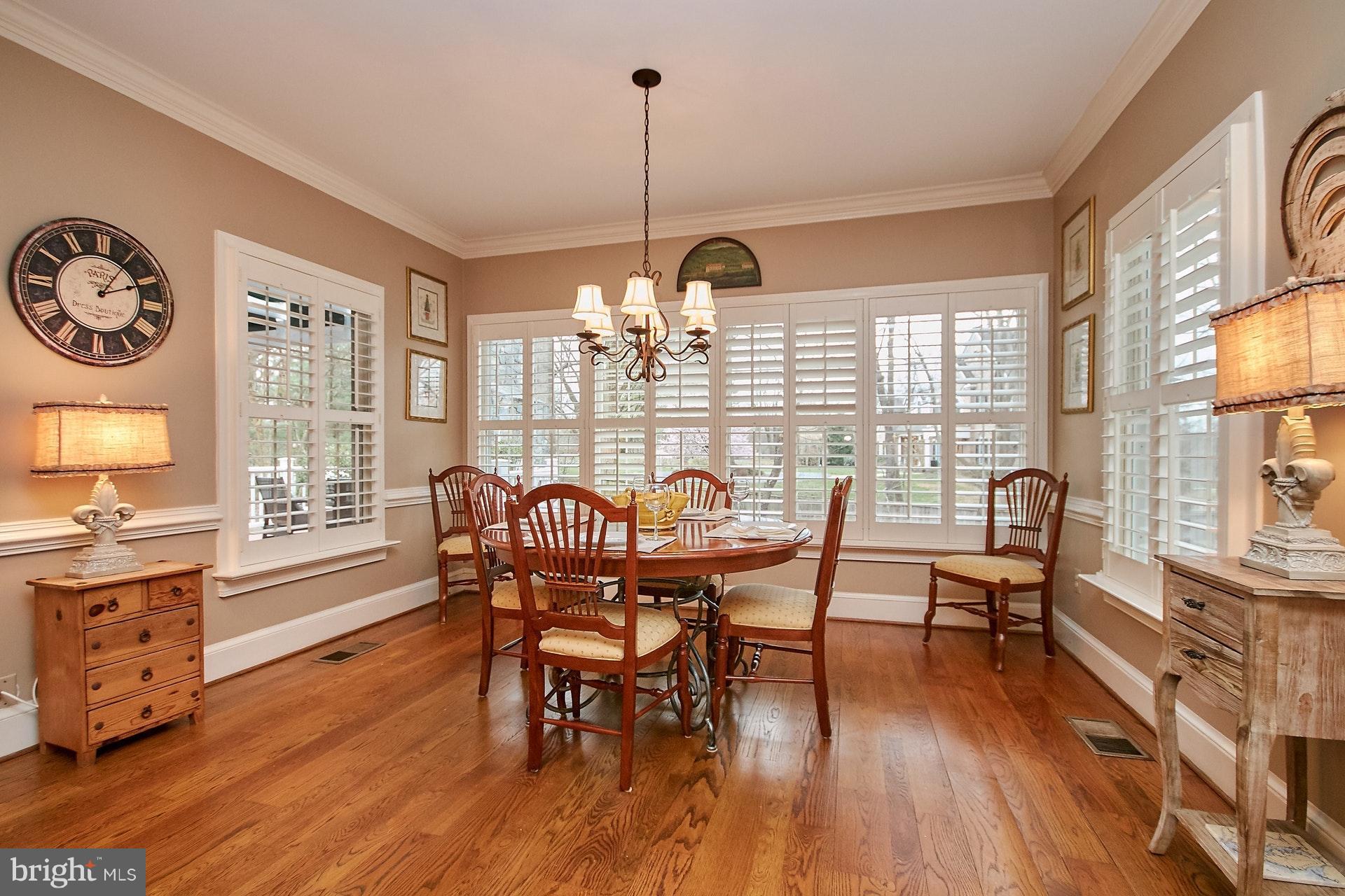 734 Springvale Road Great Falls, VA 22066 - Photo 11 of 30 Sunny breakfast area