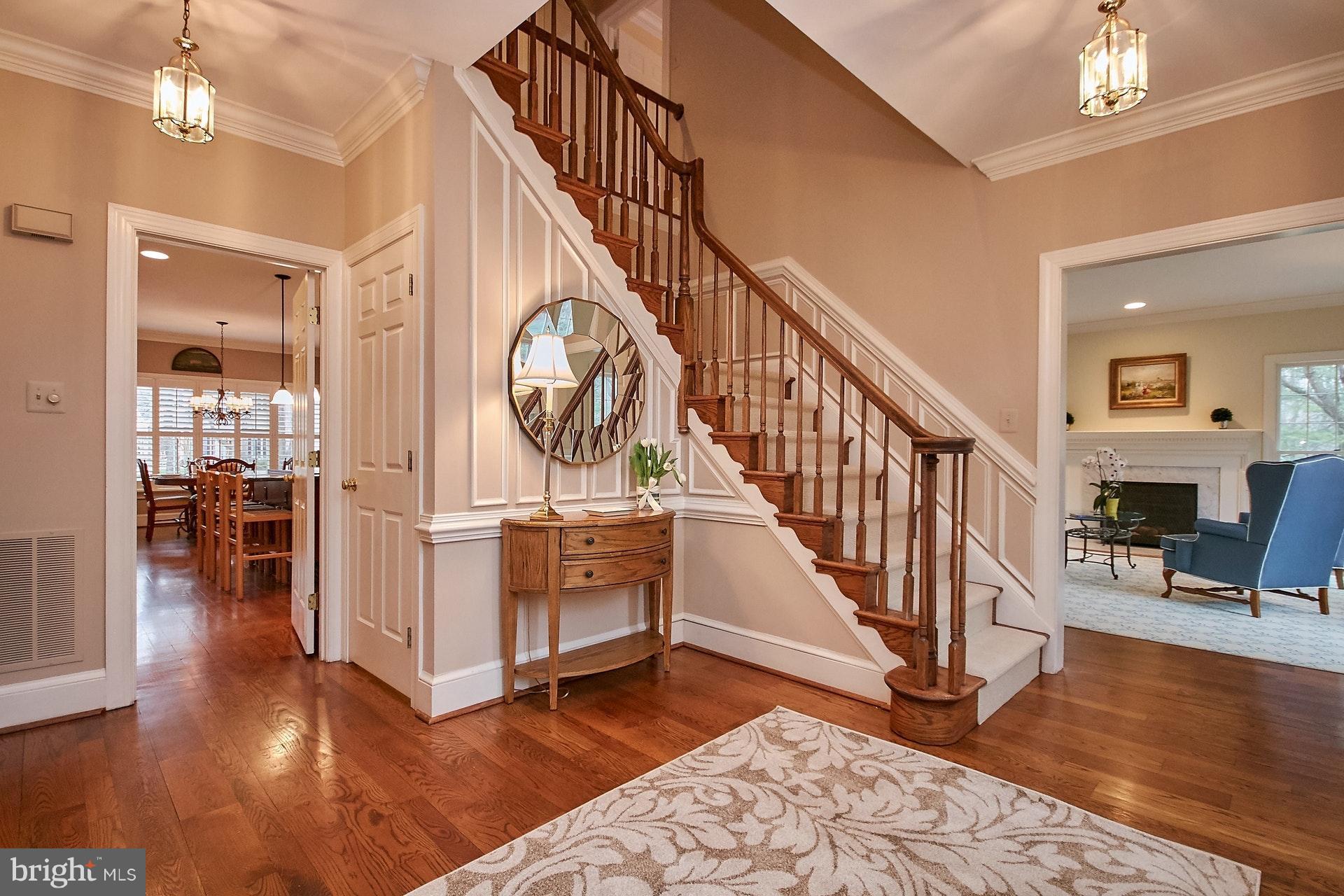734 Springvale Road Great Falls, VA 22066 - Photo 5 of 30 Welcoming foyer