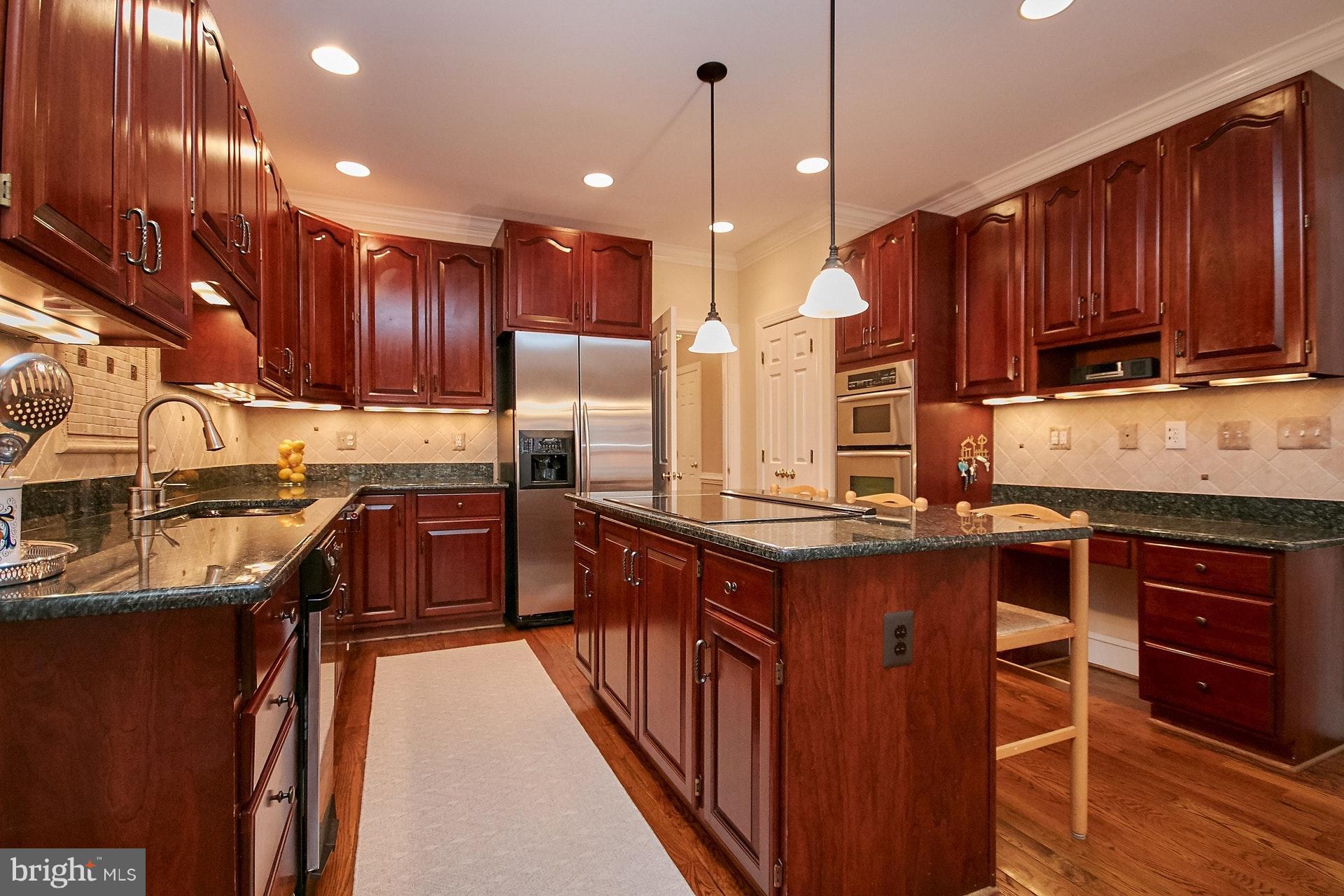 734 Springvale Road Great Falls, VA 22066 - Photo 9 of 30 Beautiful cherry and granite