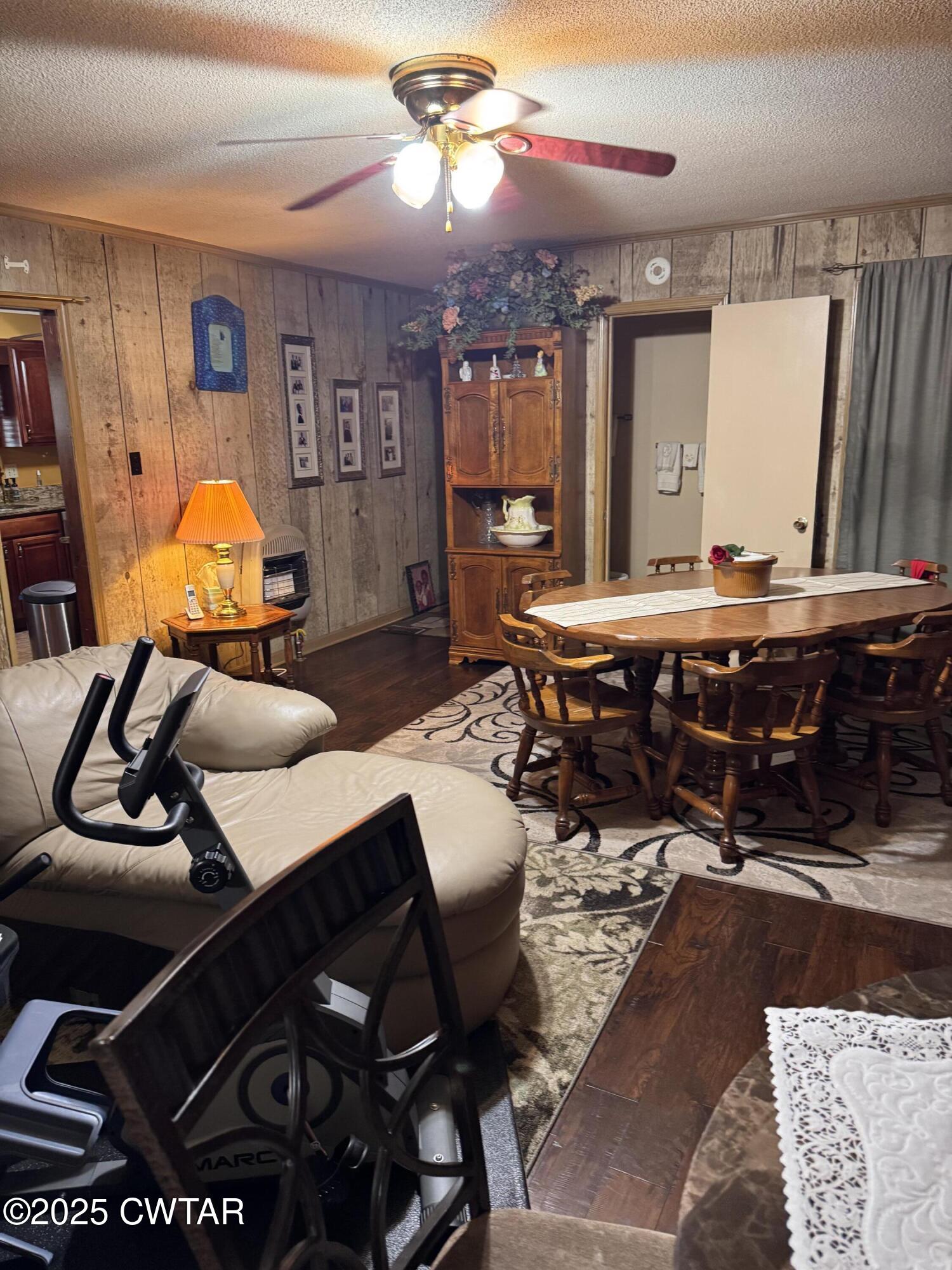 1209 Roellen Newbern Road Dyersburg, TN 38024 - Photo 4 of 26 IMG_3017