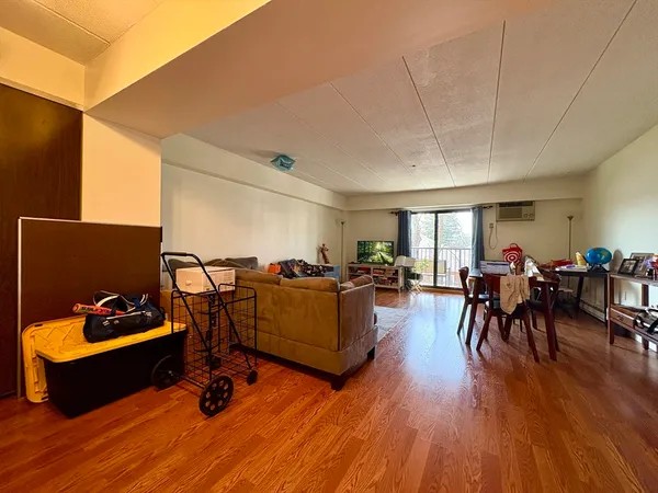 $4,100 | 125 Pleasant Street, Unit 308, Brookline, MA 02446