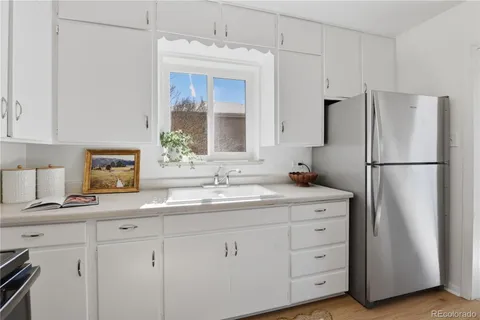 $450,000 | 2592 South Uno Way, Denver, CO 80219