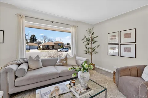 $450,000 | 2592 South Uno Way, Denver, CO 80219