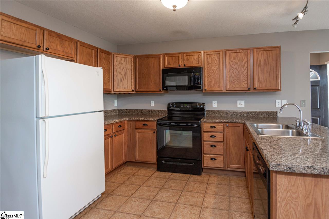 10 Kinlock Lane Travelers Rest, SC 29690 - Photo 8 of 29