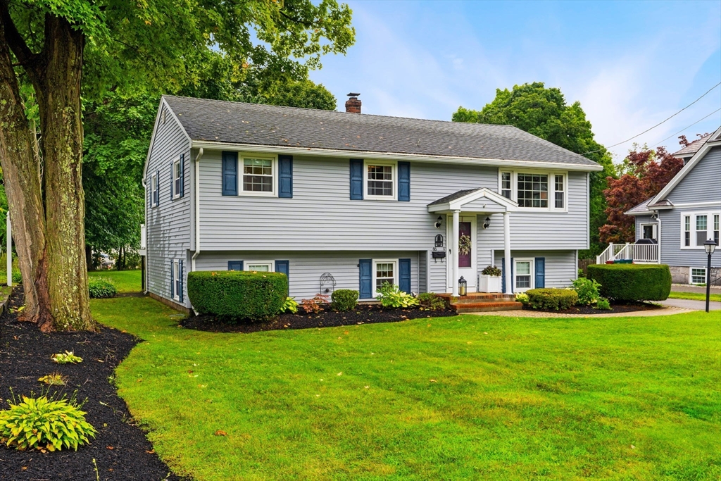 46 Rivercliff Road Lowell, MA 01852 - Photo 2 of 42 Gallery Image 2