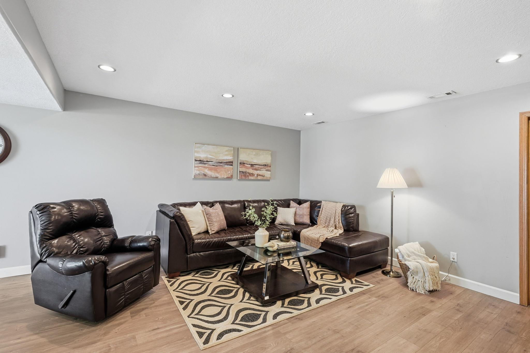 5217 King Arthur Drive Northwest Rochester, MN 55901 - Photo 20 of 65