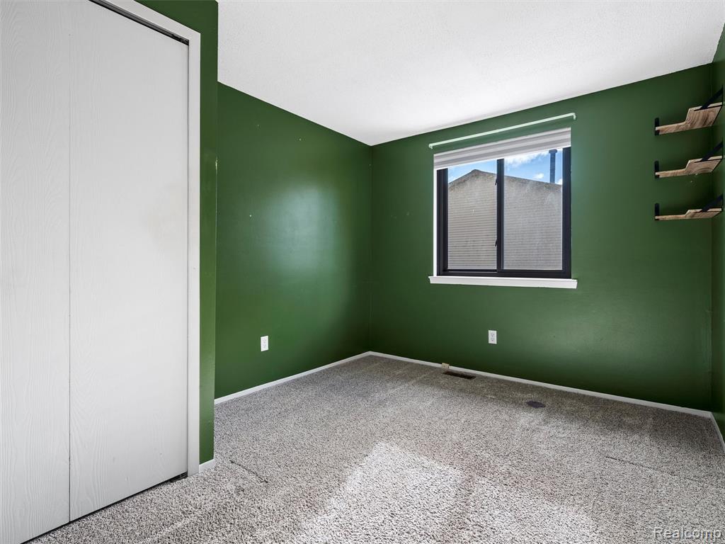 3940 Cone Avenue Rochester Hills, MI 48309 - Photo 16 of 30