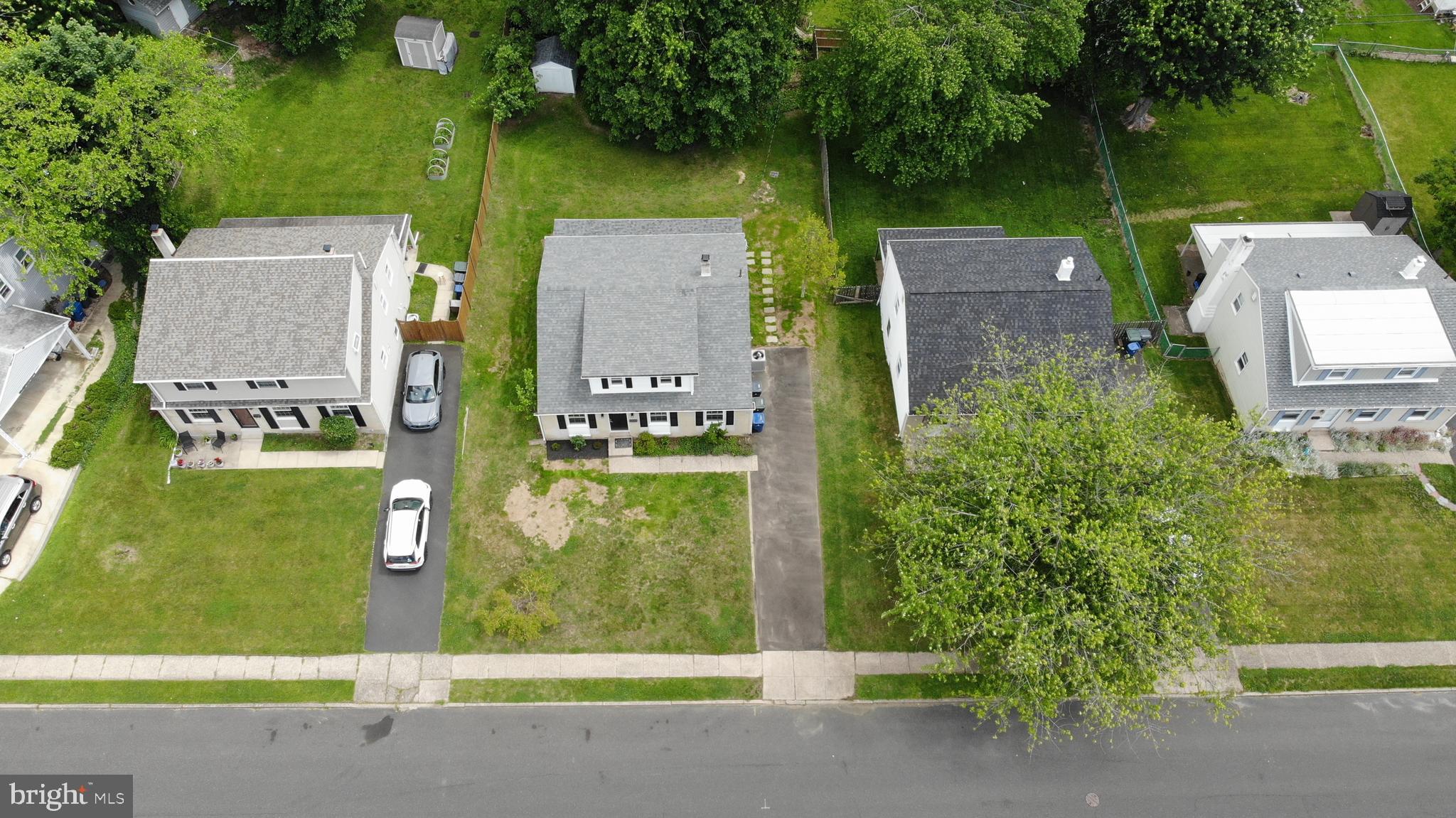 2921 Senak Road Abington, PA 19001 - Photo 8 of 68
