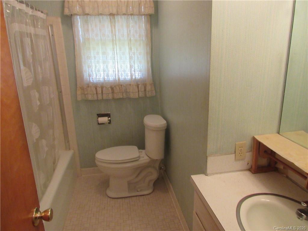 816 Charles Road Shelby, NC 28152 - Photo 12 of 13 Gallery Image 12