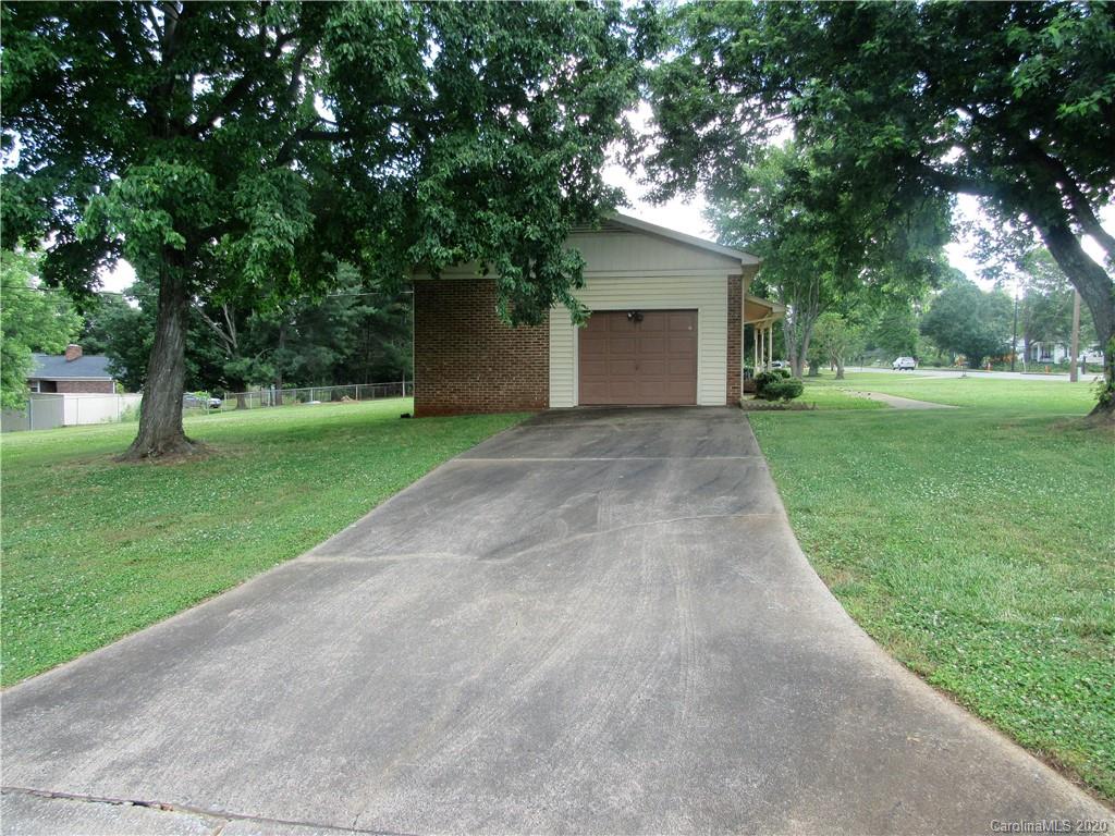 816 Charles Road Shelby, NC 28152 - Photo 4 of 13 Gallery Image 4