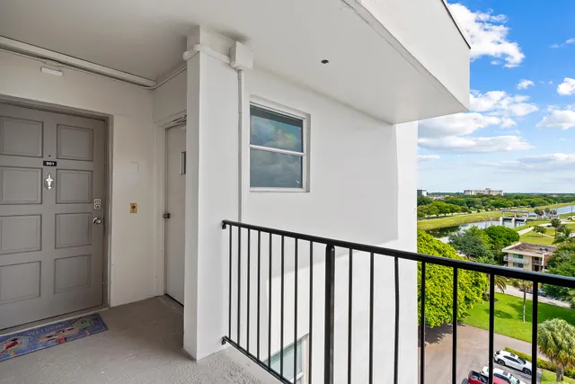 $4,200 | 3200 North Palm Aire Drive, Unit 901, Pompano Beach, FL 33069