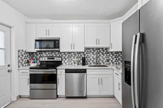 $4,200 | 3200 North Palm Aire Drive, Unit 901, Pompano Beach, FL 33069