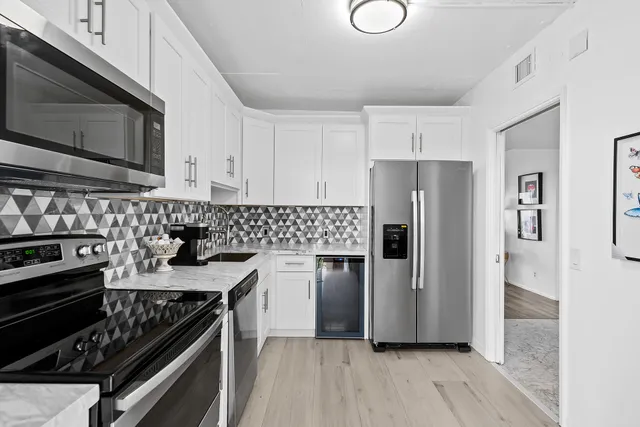 $4,200 | 3200 North Palm Aire Drive, Unit 901, Pompano Beach, FL 33069