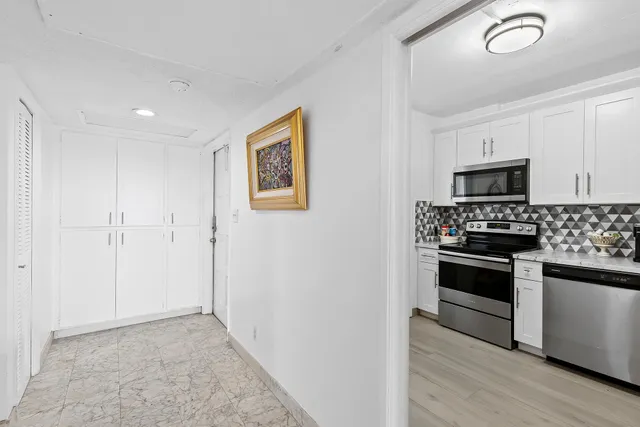 $4,200 | 3200 North Palm Aire Drive, Unit 901, Pompano Beach, FL 33069