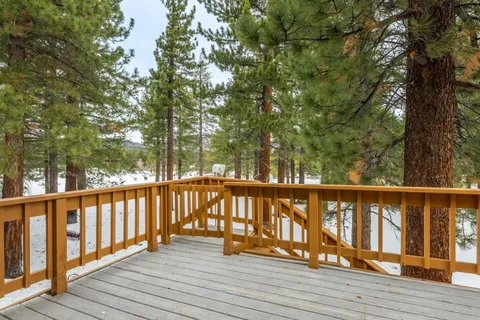 $1,879,000 | 244 Ridge Way, Mammoth Lakes, CA 93546