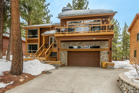 $1,879,000 | 244 Ridge Way, Mammoth Lakes, CA 93546
