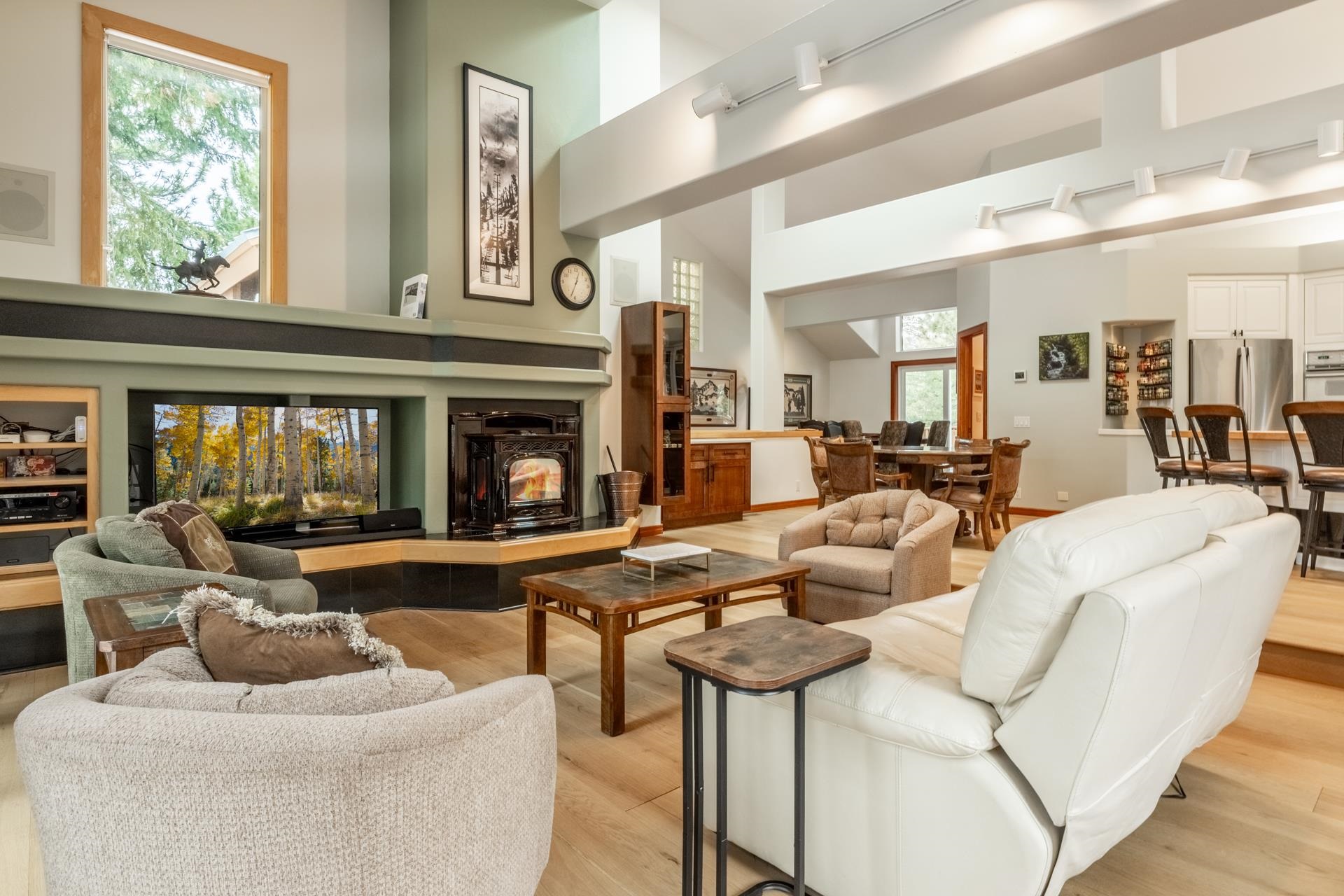 244 Ridge Way Mammoth Lakes, CA 93546 - Photo 9 of 49 Lobby with rail lighting and a high ceiling