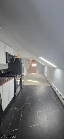 $3,000 | 941 West Front Street, Unit 2, Plainfield, NJ 07063