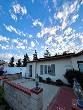 $1,750 | 7271 Wood, Riverside, CA 92506