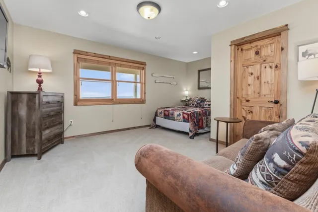 $10,750,000 | 6742 Jackson County Road 24, Coalmont, CO 80430