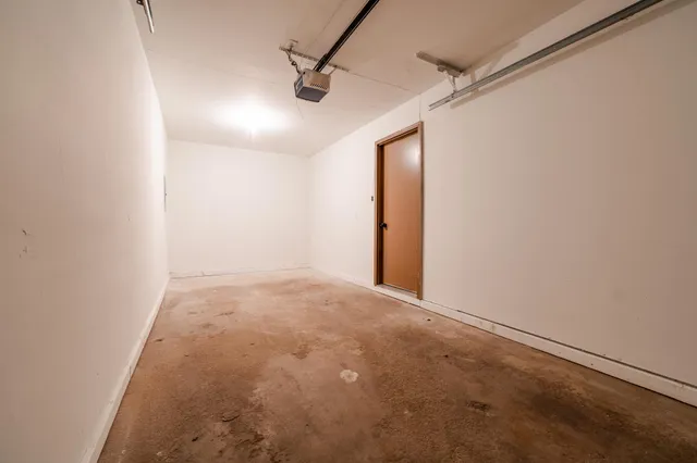 $177,499 | 1281 Greenbriar Court, Unit 5, White Bear Lake, MN 55110