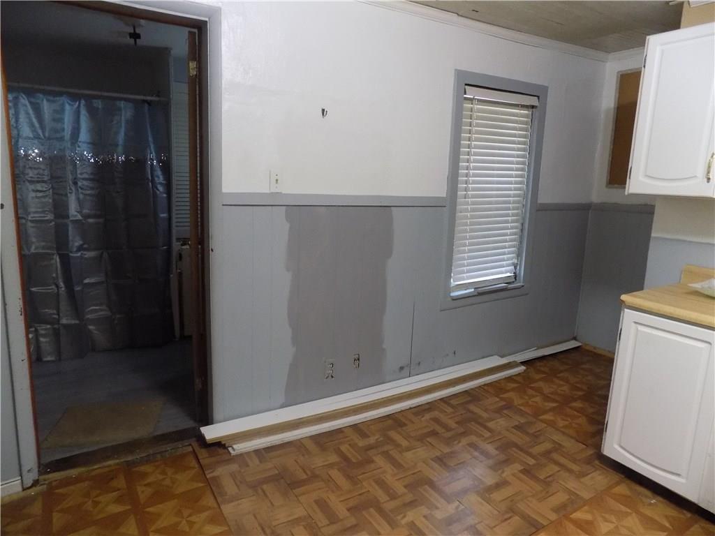 123 Tipple Row Road Luxor, PA 15662 - Photo 12 of 20 Gallery Image 12