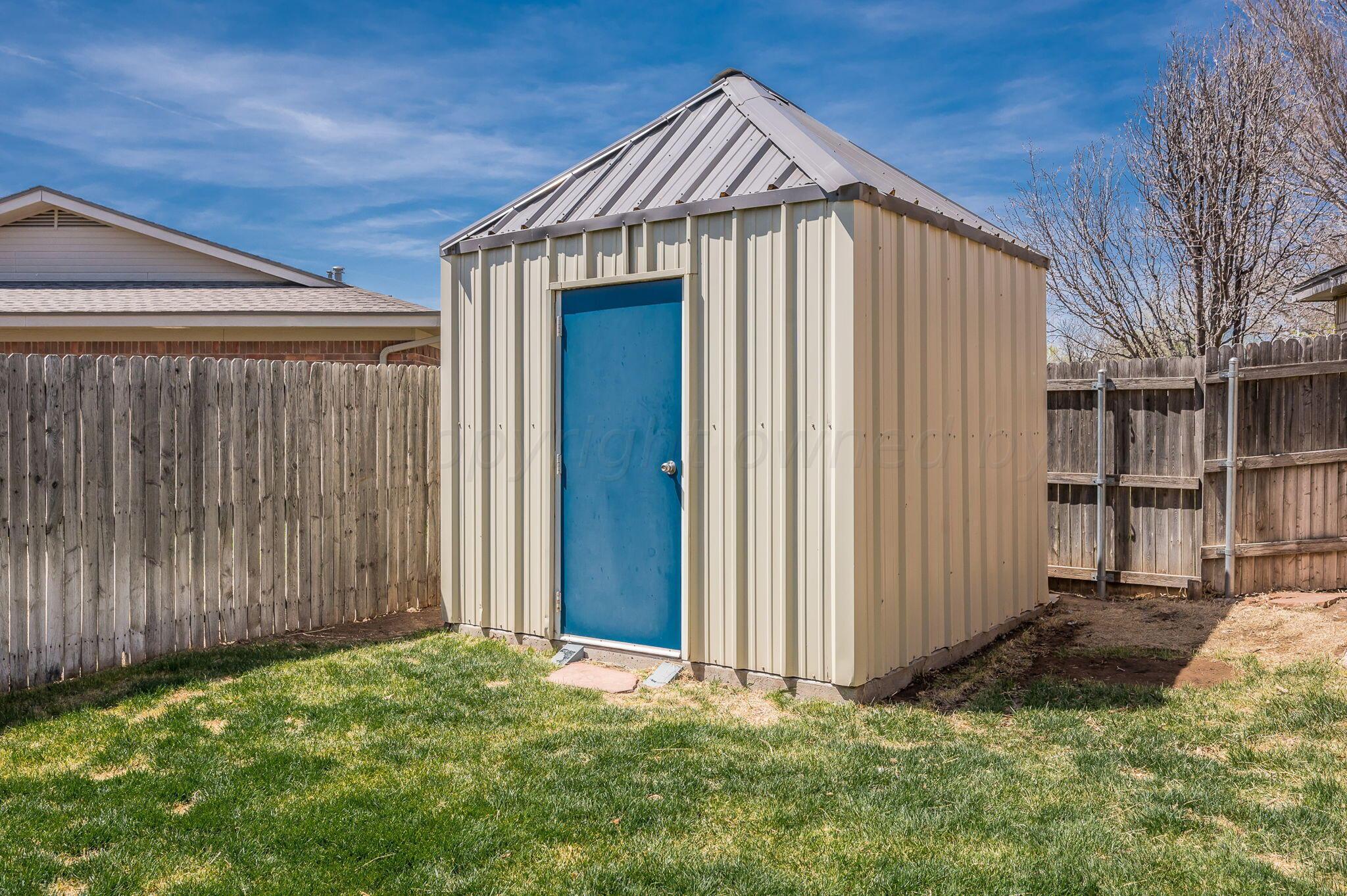 5205 Raindrop Lane Amarillo, TX 79110 - Photo 21 of 23 Back Yard-3