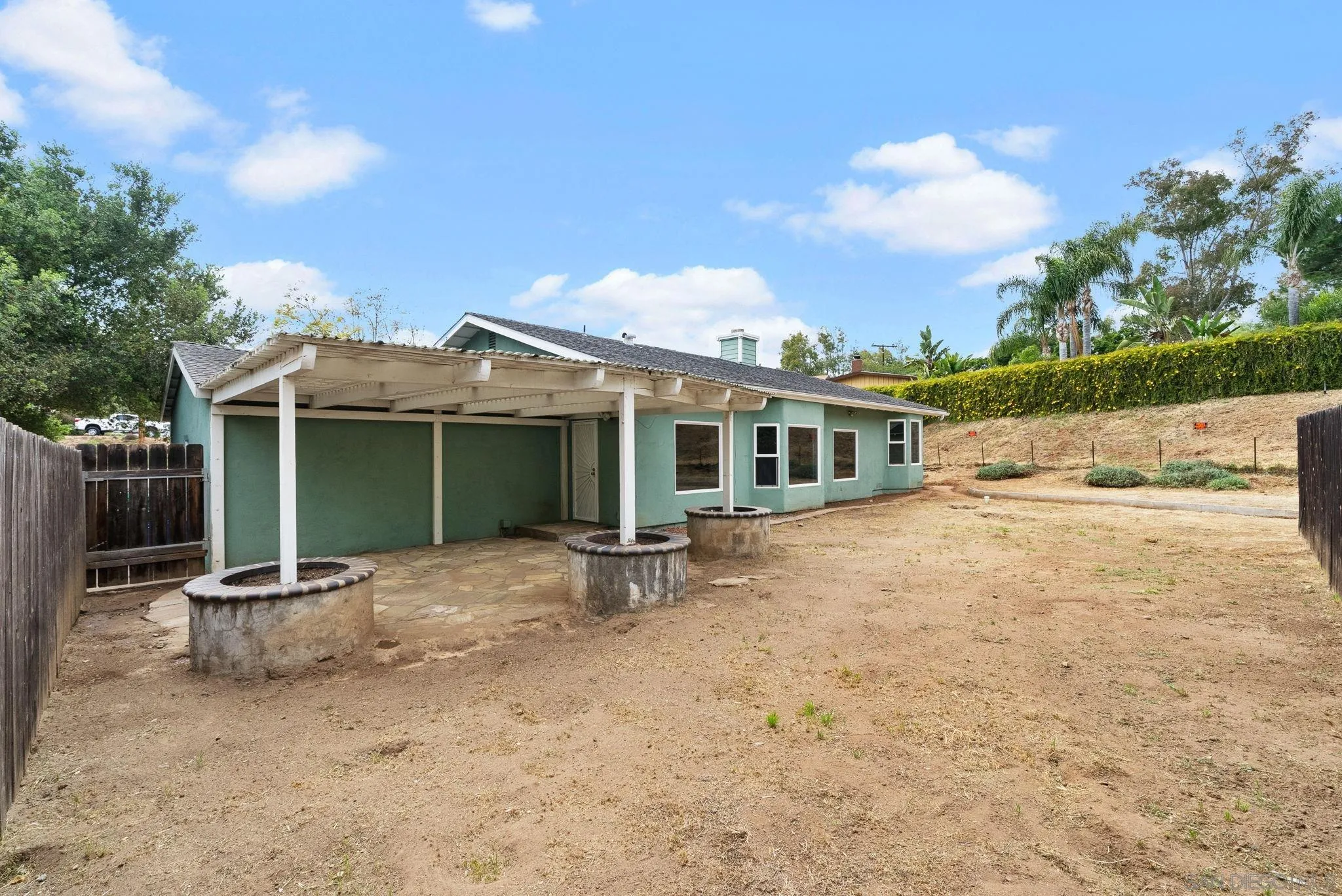 11507 Pinehurst Drive Lakeside, CA 92040 - Photo 20 of 25 a view of a house with backyard and sitting area