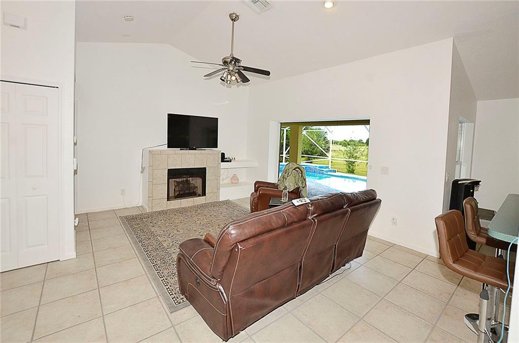 5425 Koblegard Road Fort Pierce, FL 34951 - Photo 9 of 36 Gallery Image 9
