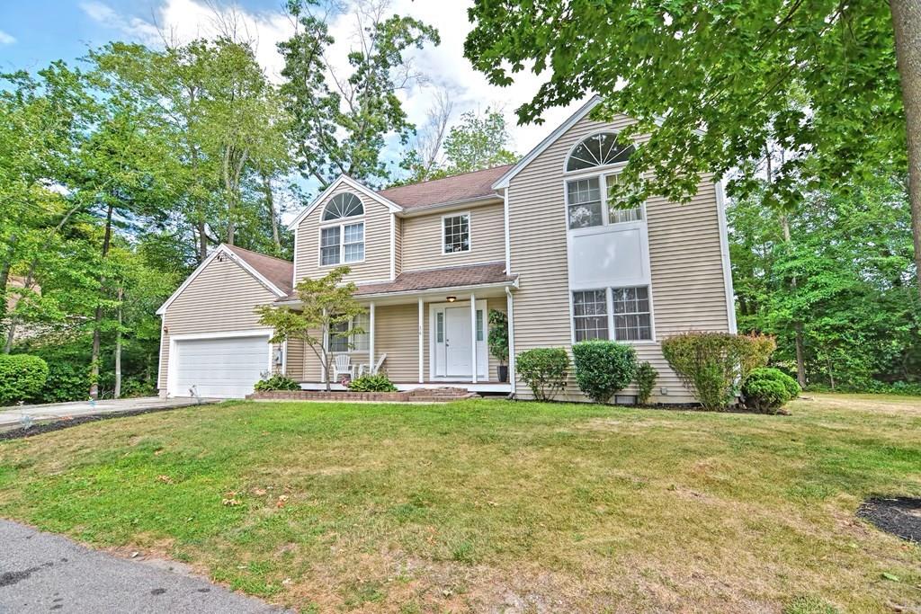 36 South Lakeview Road Norton, MA 02766 - Photo 2 of 37 Gallery Image 2