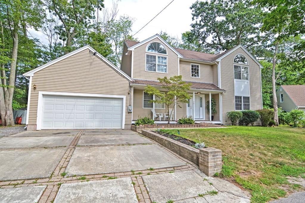 36 South Lakeview Road Norton, MA 02766 - Photo 4 of 37 Gallery Image 4