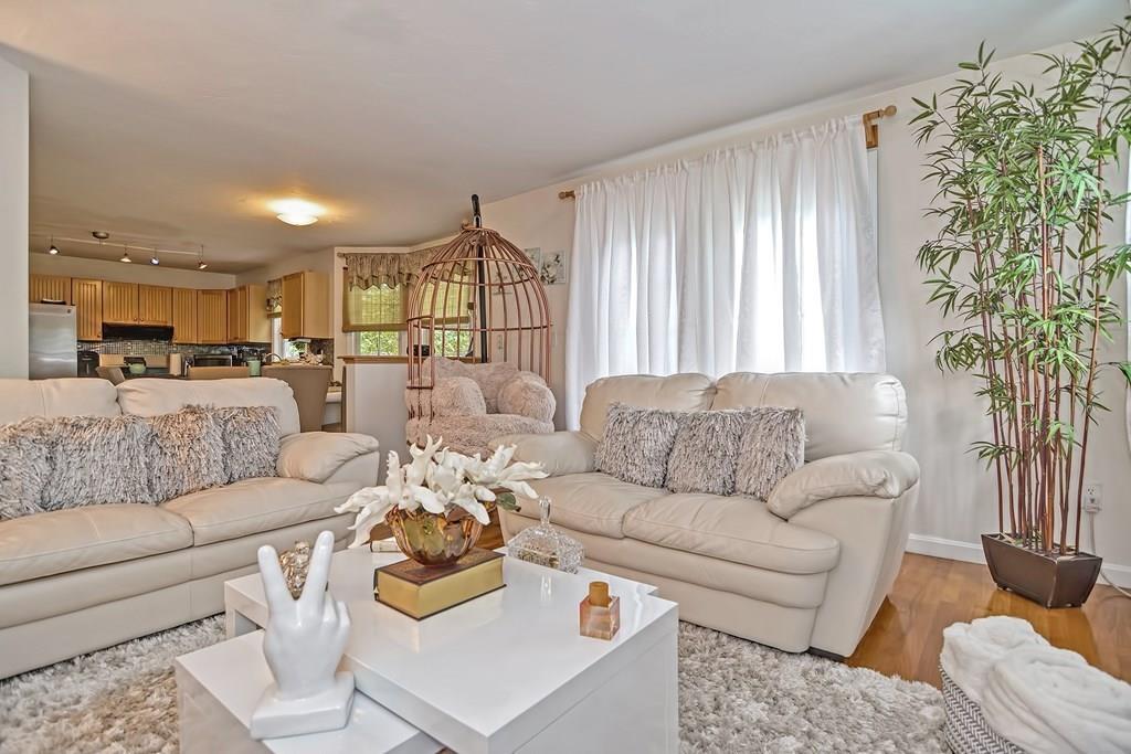 36 South Lakeview Road Norton, MA 02766 - Photo 8 of 37 Gallery Image 8