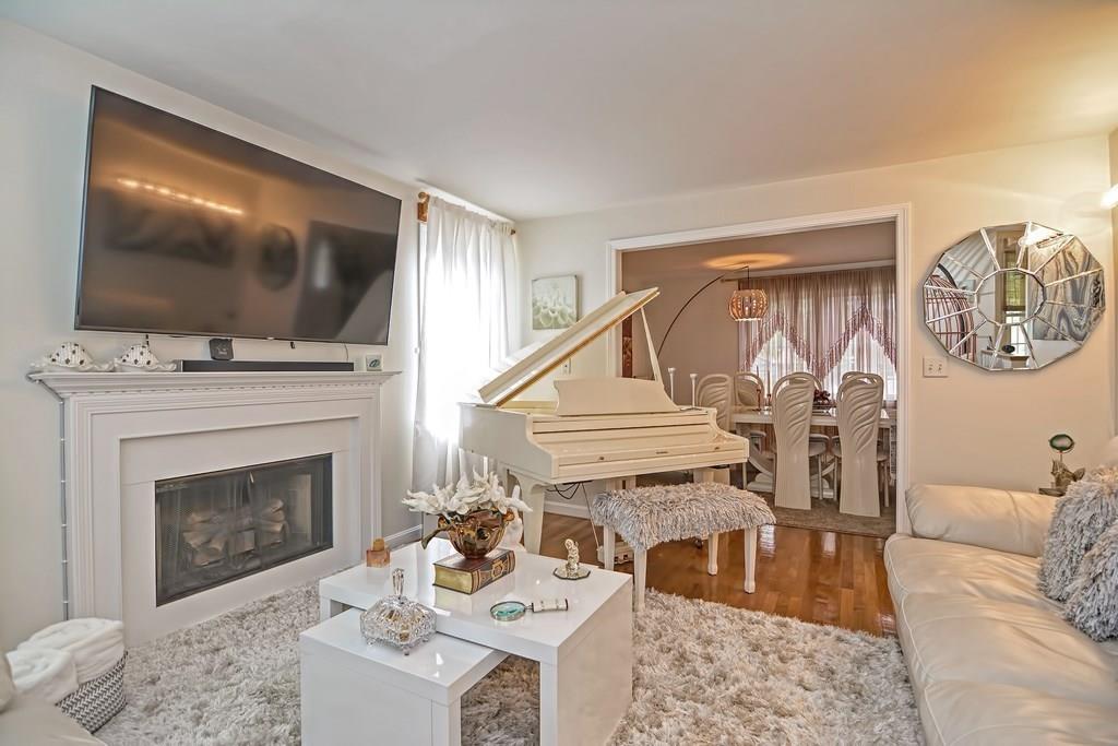 36 South Lakeview Road Norton, MA 02766 - Photo 9 of 37 Gallery Image 9