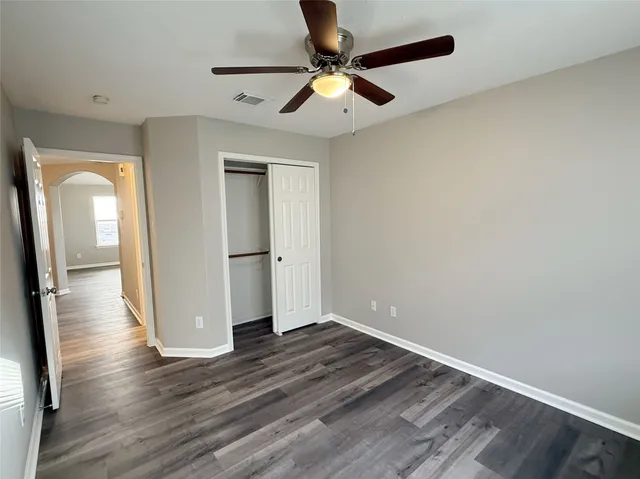 $229,900 | 13210 Barton Meadow Lane, Rosharon, TX 77583