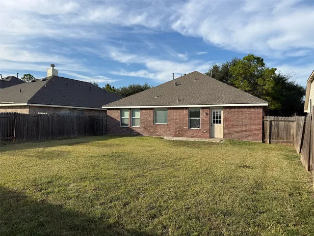 $229,900 | 13210 Barton Meadow Lane, Rosharon, TX 77583