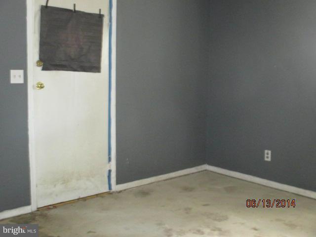 11519 H G Trueman Road Lusby, MD 20657 - Photo 3 of 9 Living Room