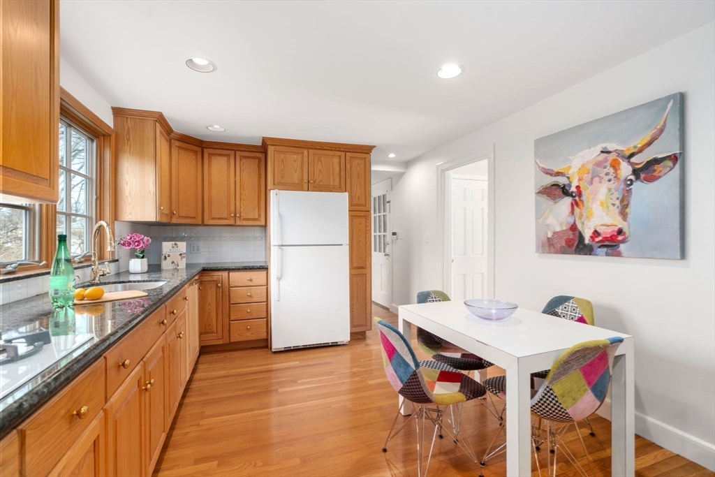 45 Verndale Road Newton, MA 02461 - Photo 7 of 28 Gallery Image 7