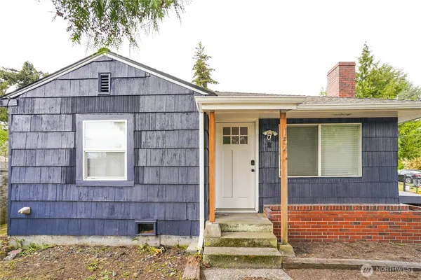 $3,600 | 154 Northeast 115th Street, Seattle, WA 98125