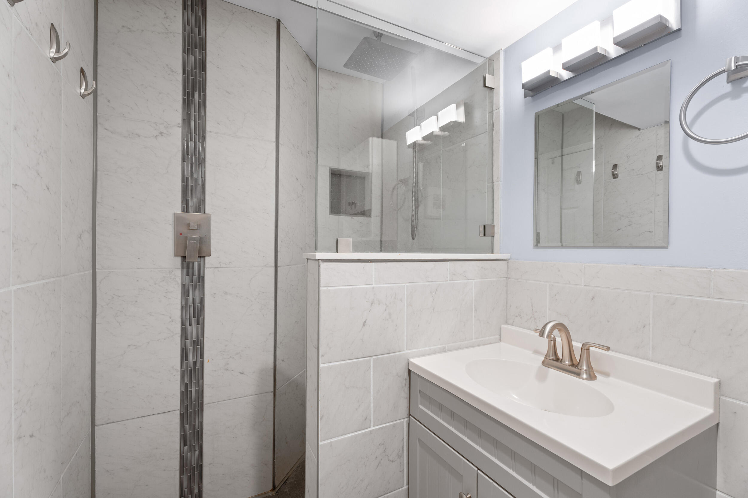 934 Northwest Spruce Ridge Drive, Unit 2 Stuart, FL 34994 - Photo 15 of 34 16_smg08193