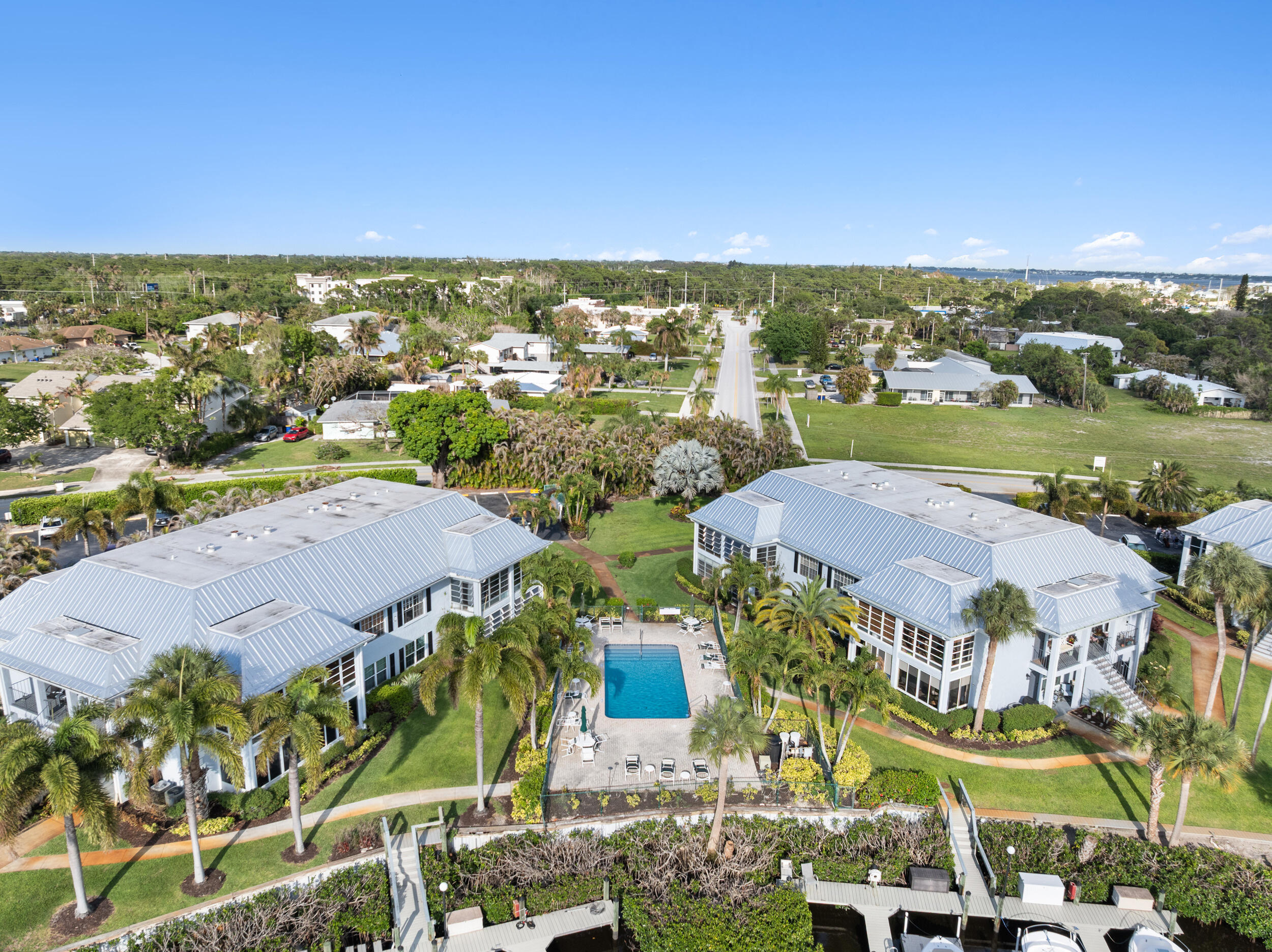 934 Northwest Spruce Ridge Drive, Unit 2 Stuart, FL 34994 - Photo 19 of 34 34_dji_20260420160256_0424_d