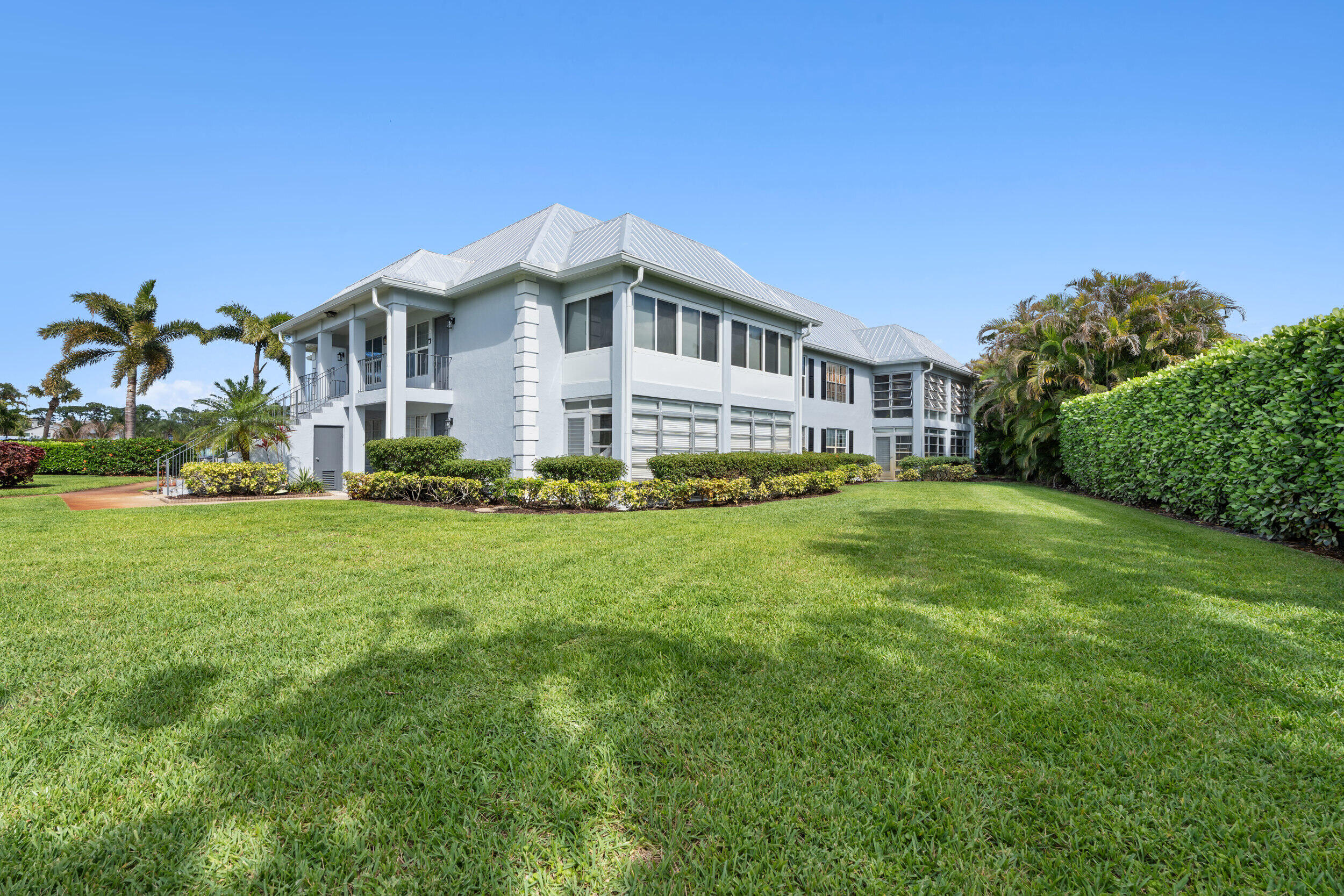 934 Northwest Spruce Ridge Drive, Unit 2 Stuart, FL 34994 - Photo 21 of 34 20_smg08258