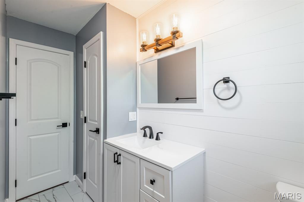 535 Scott Street Ste. Genevieve, MO 63670 - Photo 20 of 53