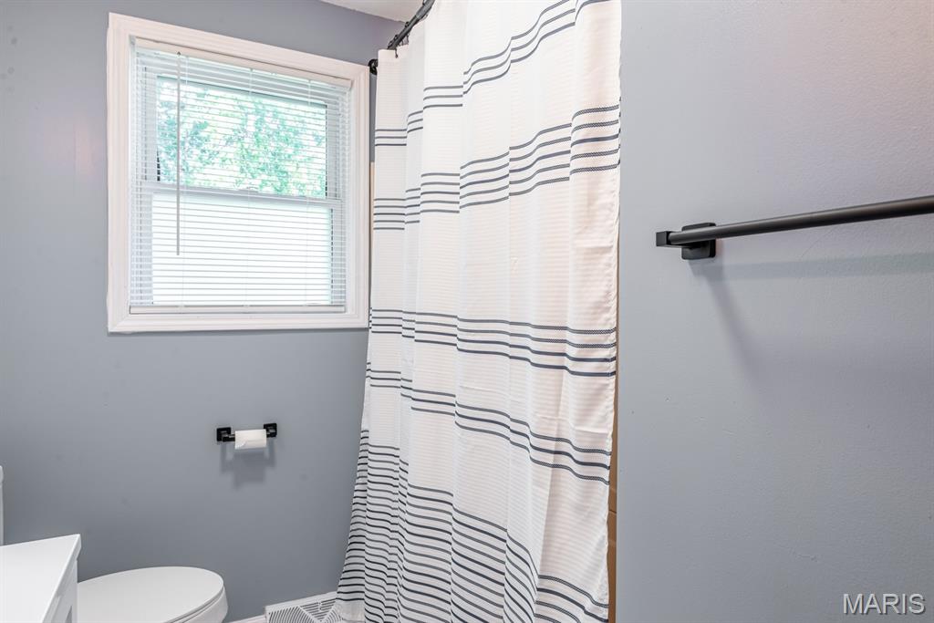 535 Scott Street Ste. Genevieve, MO 63670 - Photo 21 of 53