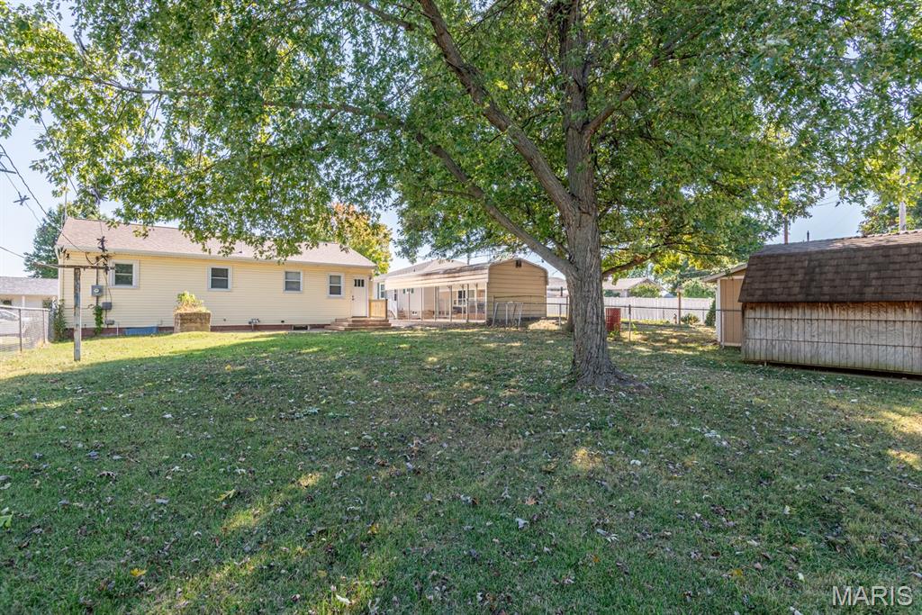 535 Scott Street Ste. Genevieve, MO 63670 - Photo 40 of 53