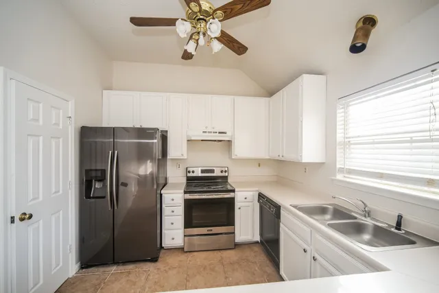 $1,675 | 7117 Gloucester Way Drive, Memphis, TN 38125